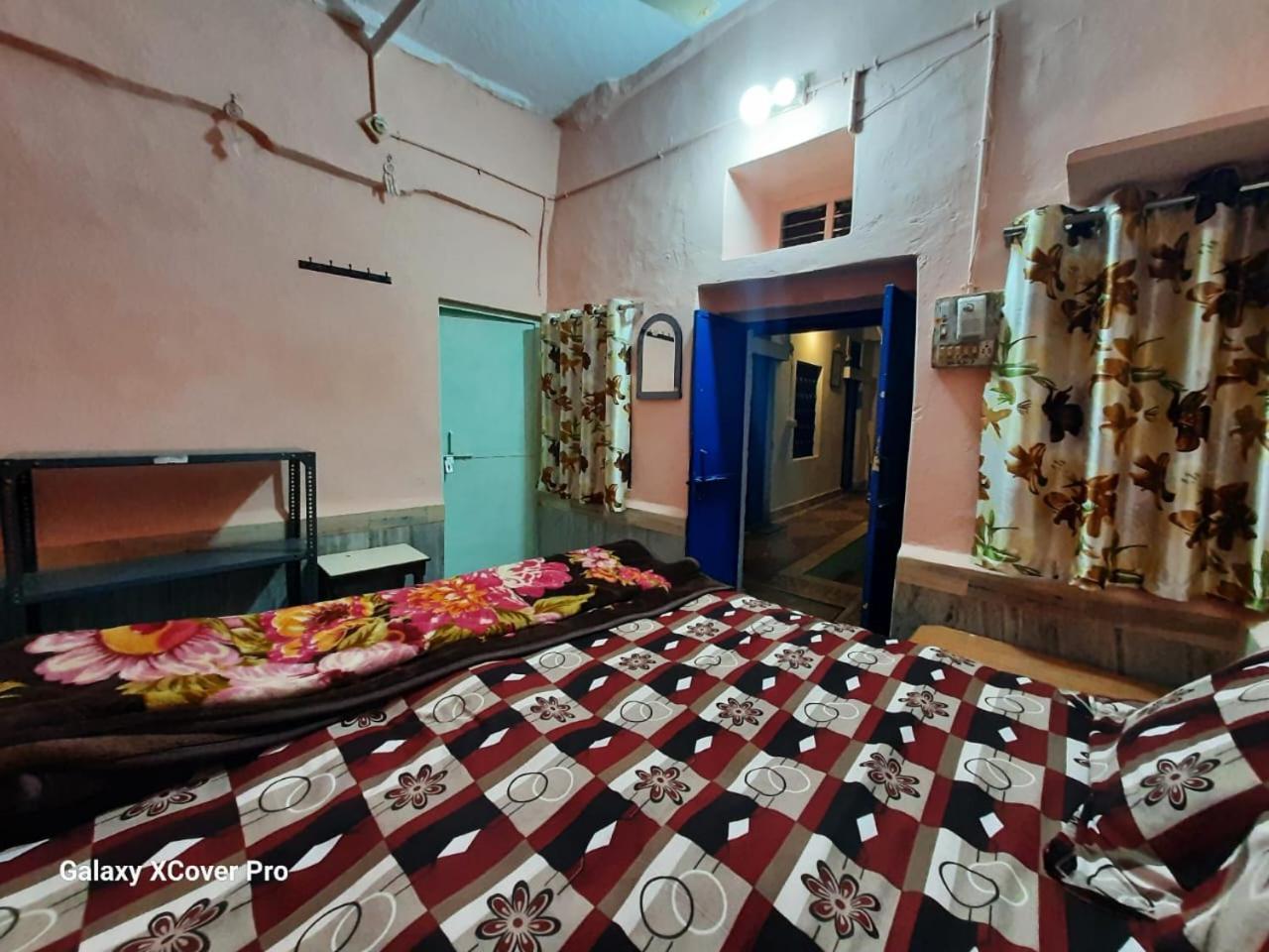 Shiva Guest House Пушкар Стая снимка